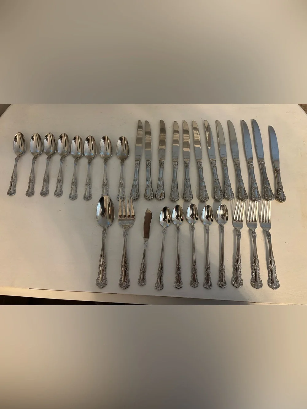 Gorham Blossom 18/10 Stainless Mixed Flatware set of 31 Knives Forks Spoons